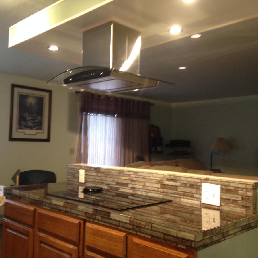 אנקורג' Trinity Escapes - Two Bedroom Two Bathroom Full Apartment Near Airport מראה חיצוני תמונה